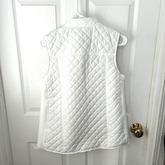 White Quilted Puffer Vest - Picture 4 of 4